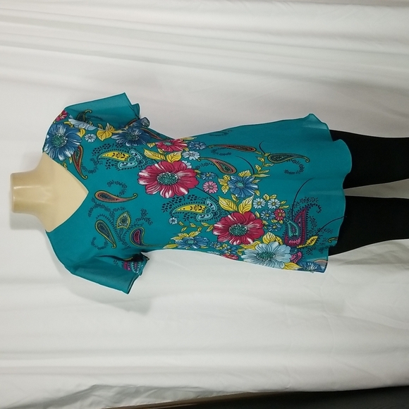 NORTH STYLE TEAL TUNIC WITH FLOWERS AND PAISLEY DESIGNS - Picture 1 of 8